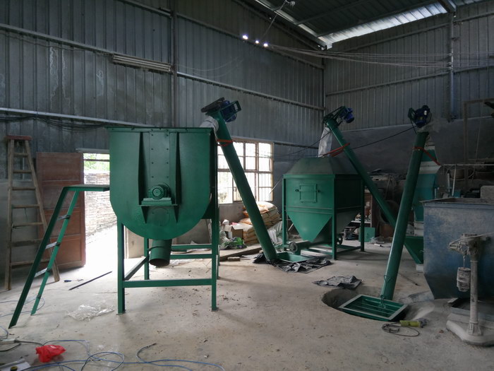 飼料簡(jiǎn)易生產(chǎn)線